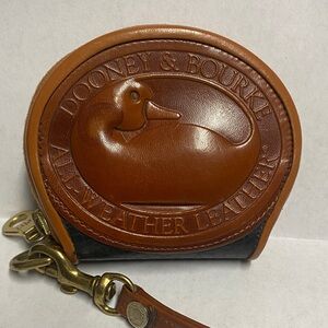 NWOT Dooney & Bourke Black Leather BIG DUCK Mini Zippered Bag & Wrist Strap